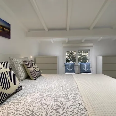 Luxury Oceanfront In An Idyllic Location No1 Cala 'n Bosch
