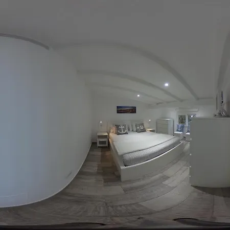 Vakantiehuis Luxury Oceanfront In An Idyllic Location No1 Cala 'n Bosch
