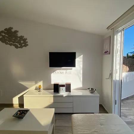 Luxury Oceanfront In An Idyllic Location No1 Cala 'n Bosch