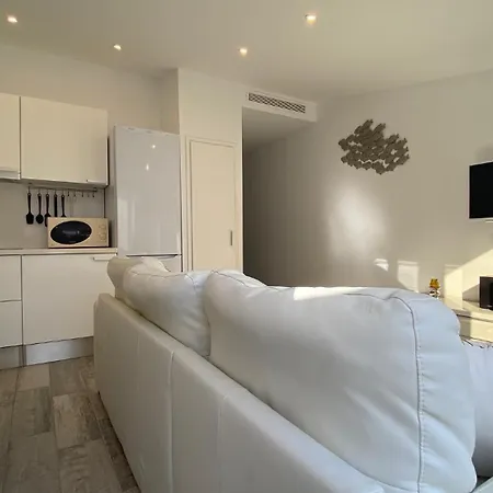 Luxury Oceanfront In An Idyllic Location No1 Cala 'n Bosch