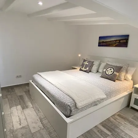 Luxury Oceanfront In An Idyllic Location No1 Cala 'n Bosch