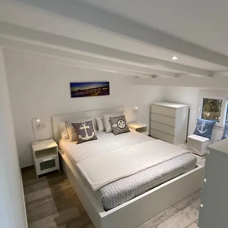 Luxury Oceanfront In An Idyllic Location No1 Vakantiehuis