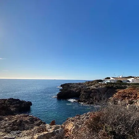 Luxury Oceanfront In An Idyllic Location No1