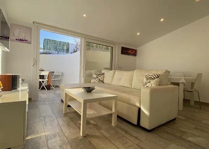 Luxury Oceanfront In An Idyllic Location No1 בית נופש קאלאן בוש