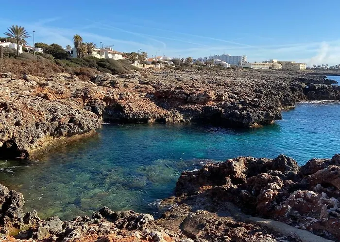 Luxury Oceanfront In An Idyllic Location No1 בית נופש *