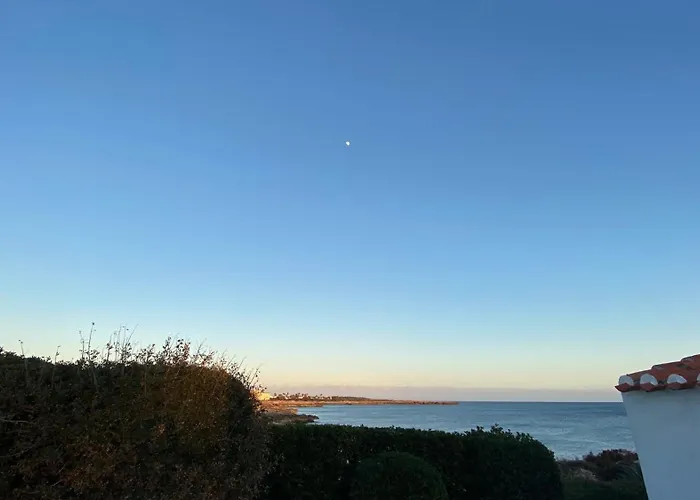 Luxury Oceanfront In An Idyllic Location No1 בית נופש קאלאן בוש