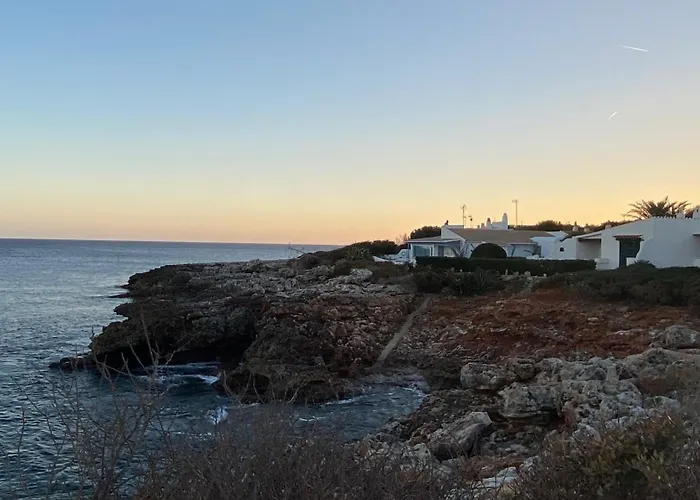 Luxury Oceanfront In An Idyllic Location No1 *