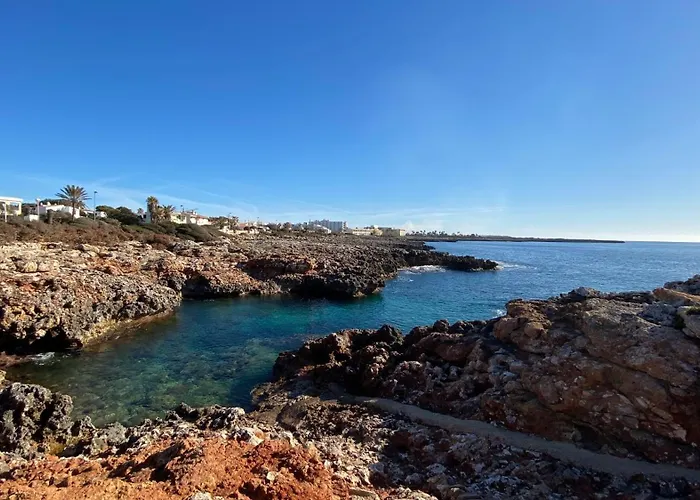 Luxury Oceanfront In An Idyllic Location No1