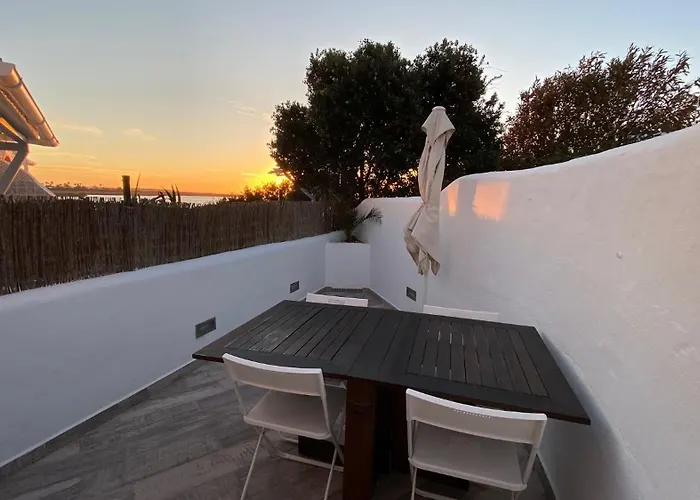 Luxury Oceanfront In An Idyllic Location No1 別荘