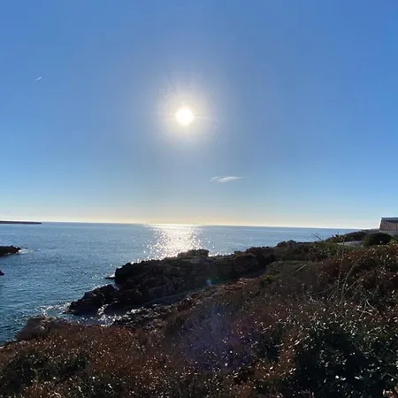 Luxury Oceanfront In An Idyllic Location No1 Feriehus