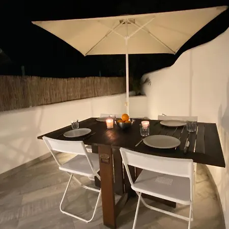 Luxury Oceanfront In An Idyllic Location No1 *